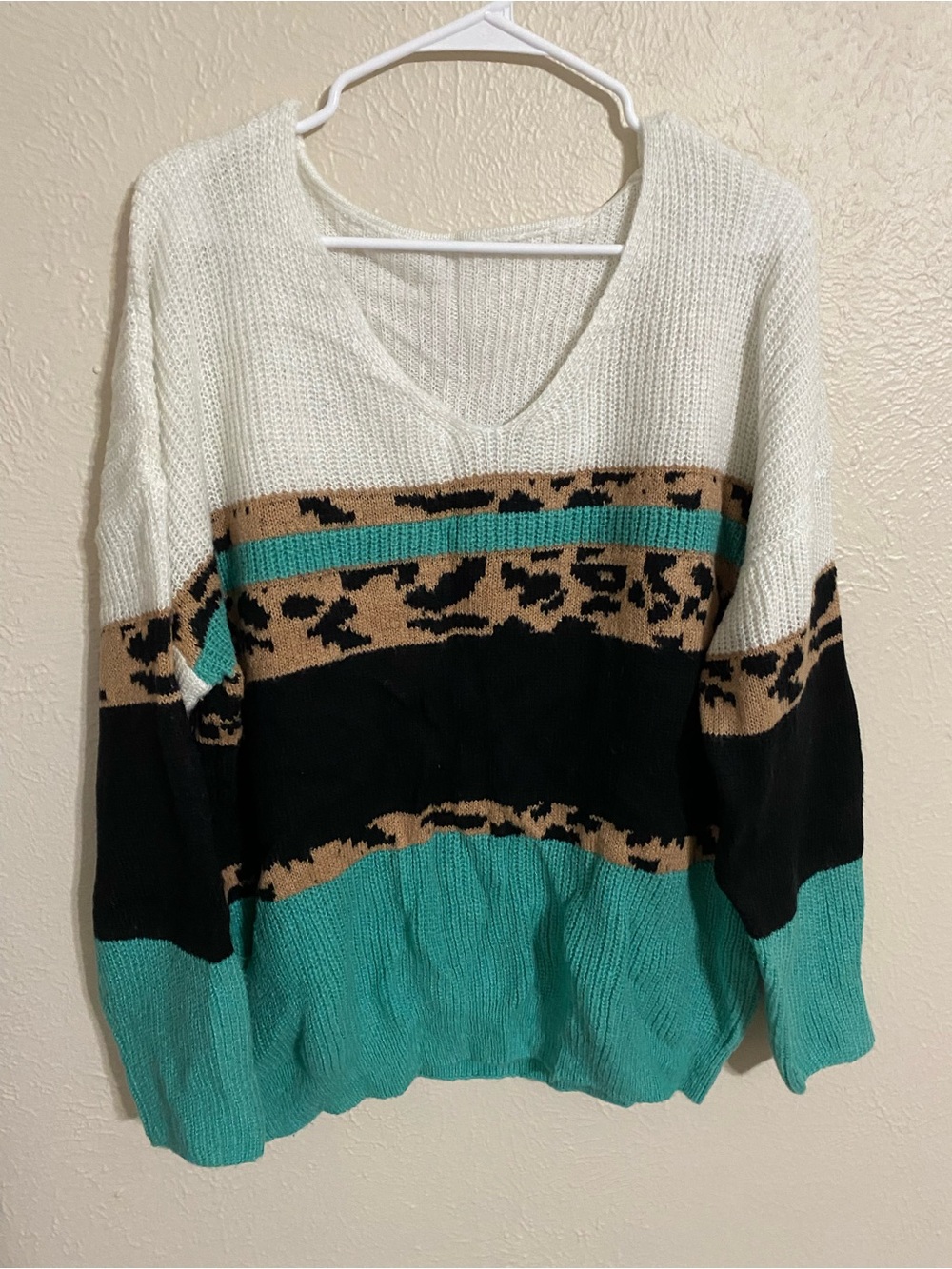Colorblock V-Neck Sweater in White, Teal & Black